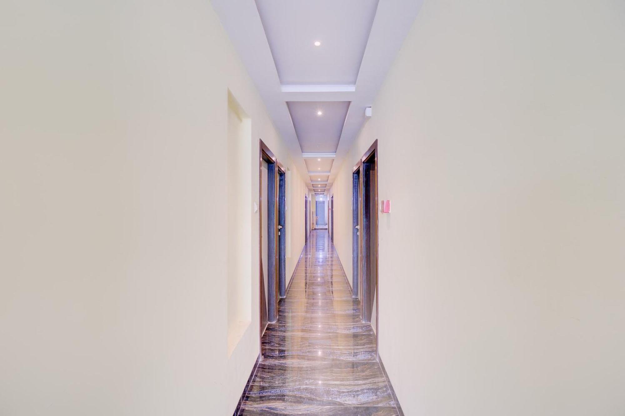 Hotel O Royal Orbit Mumbai Exterior foto